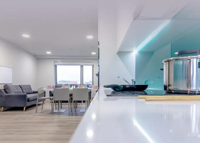 Heyday Student דבלין