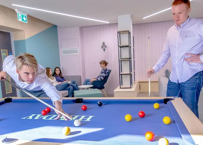 Heyday Student דבלין